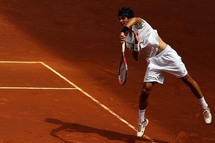 Thomaz Bellucci sobre 14 posições no ranking