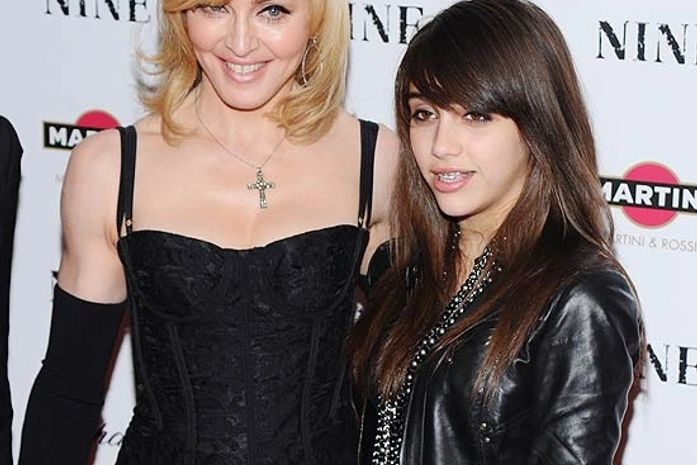 Cantora Madonna grava dueto com a filha Lourdes para próximo álbum