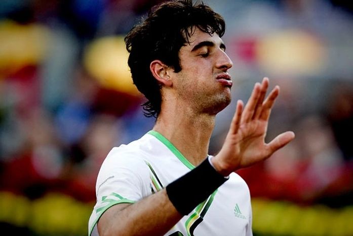 Djokovic bate Bellucci, frustra "sonho brasileiro" e vai à final em Madri