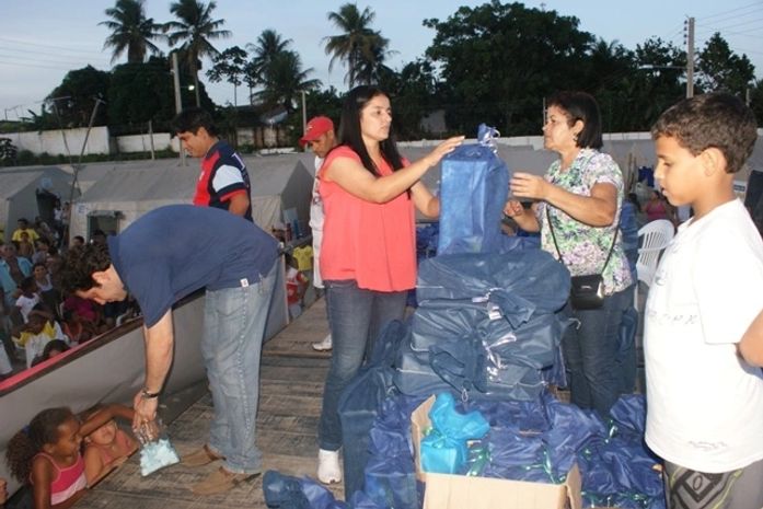 Dia das mães em Rio Largo é comemorado nas moradias provisórias