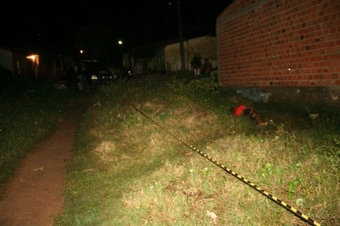 Barbeiro é encontrado morto com tiro na cabeça