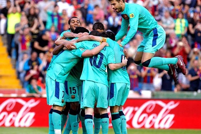 Barcelona empata com Levante e conquista o tricampeonato espanhol