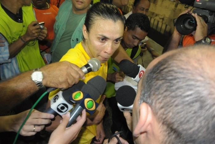 Marta comanda vitória do Brasil sobre o Chile por 3 a 0