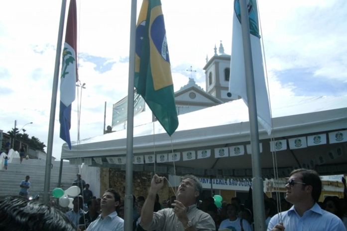 Hasteamento dos Pavilhões