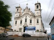 Obra na catedral diocesana foi embargada por irregularidades na execução do serviço