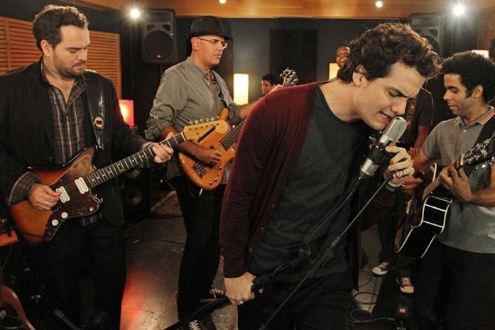 Wagner Moura vai interpretar gêmeos em minissérie, diz jornal
