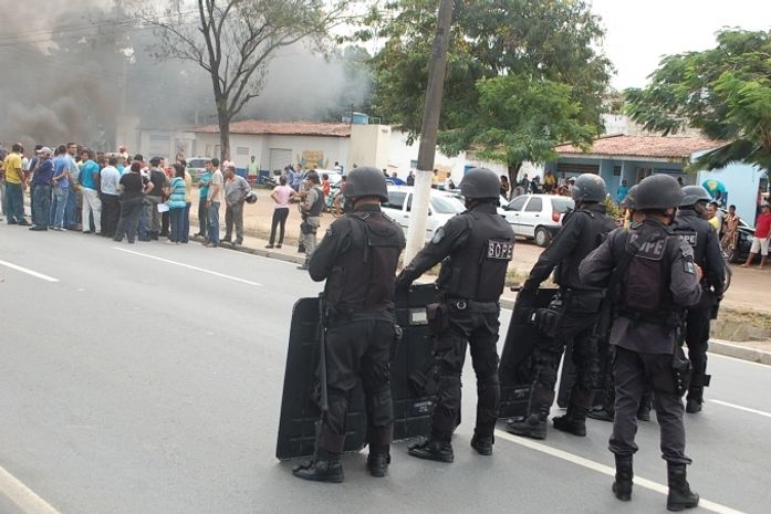 Monitor da Unidade de Internação Masculina é preso