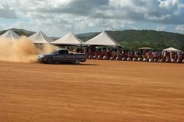 Está decidido: Não haverá "cavalo de pau" na Festa da Juventude 2011