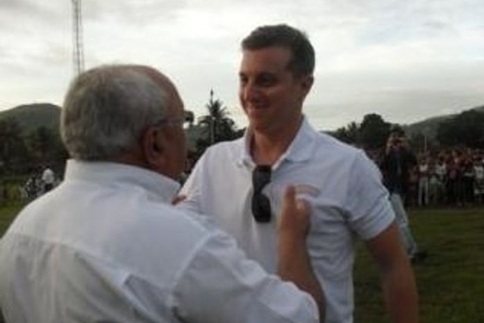 Tanque D’Árca recebe a visita do apresentador Luciano Huck