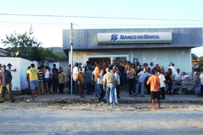 Comandante diz que agência bancária pode ser reaberta porque PM vai garantir segurança