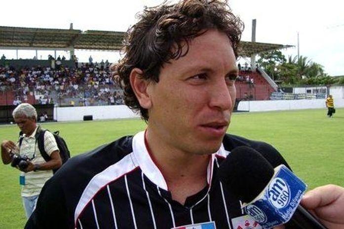 CRB executa plano B e contrata Maisena para o lugar de Michel