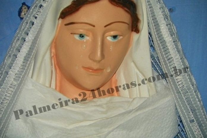 Escultura de santa “chora” para menino de 13 anos em Palmeira dos Índios