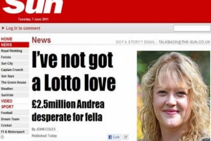 Cabelereira procura amor há nove anos após ter ficado milionária