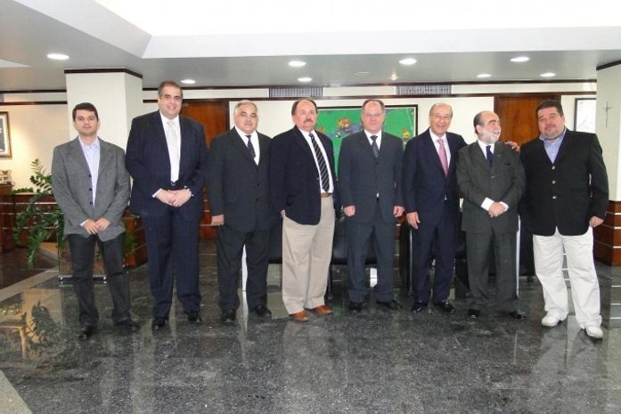 Presidente da FAF participa de encontro com Ricardo Teixeira‏