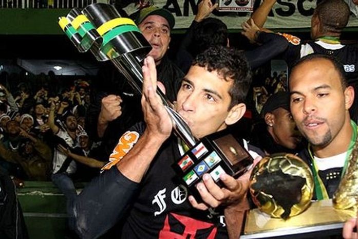 VÍDEO:Em jogo emocionante, Vasco perde mas conquista título inédito da Copa do Brasil