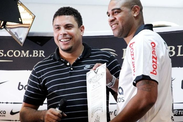 FOTOS:Carência de ídolos faz clubes apelarem para velhos astros