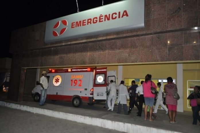 Acidente com carro e caminhão-tanque na BR-316 deixa seis feridos