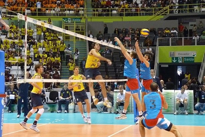 Brasil passa fácil por Porto Rico em SP e abre returno da Liga com vitória