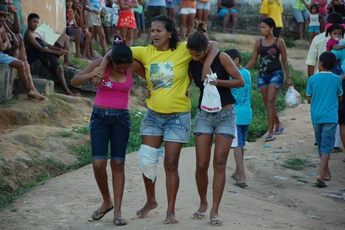 Marido é executado na frente da esposa, que é baleada, mas sobrevive