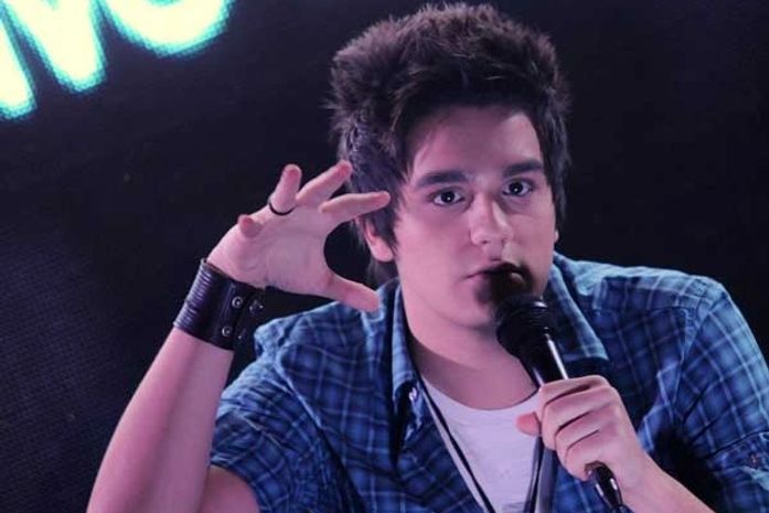 Affair de Luan Santana com Cacau continua firme e forte, diz jornal
