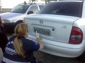 Veículo atingido pelos disparos
