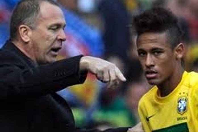 Mano elogia maturidade de Neymar, mas coloca mais atletas no holofote