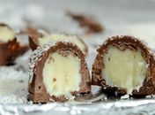 Sem segredo: Aprenda a fazer em casa Trufas de Chocolate ao Rum e de Coco