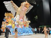 Desfile da escola de samba em 2011 