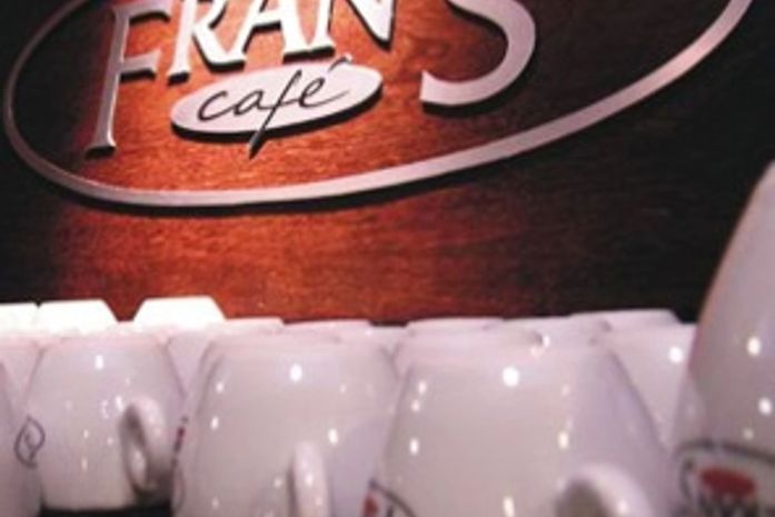 After no Fran's Café (resenhas juninas)