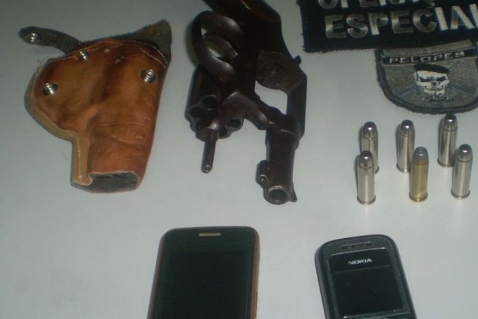 Polícia prende empresário com arma em um bar da periferia