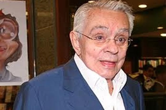 Chico Anysio sai pela primeira vez de casa após deixar hospital