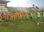 Devido a falha no envio de documentos, técnico Lino, que faz sua estreia dirigindo a equipe, não terá todos os jogadores a sua disposição.