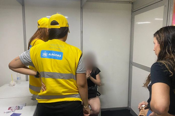 Homem é preso por perseguição constante à ex-namorada na Ponta Verde