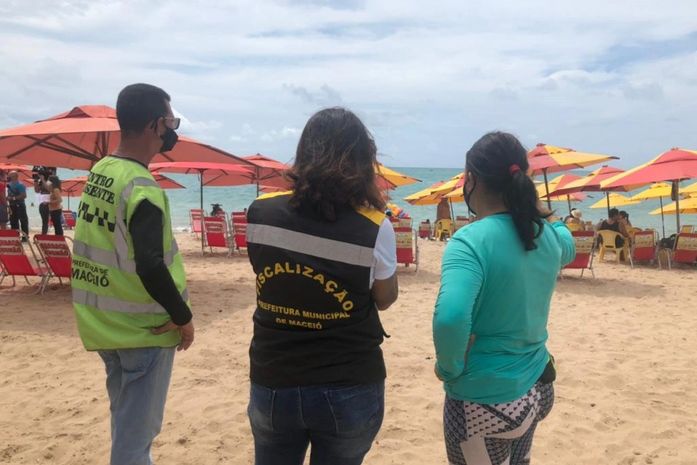 Operação Mar Azul: Prefeitura orienta população e comerciantes da orla marítima neste sábado (31)