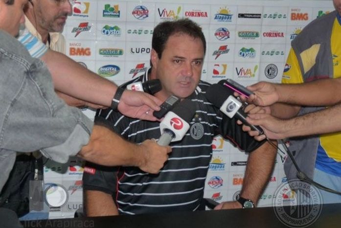 Vica fala em mudança e diz que vitória foi para os “verdadeiros torcedores”