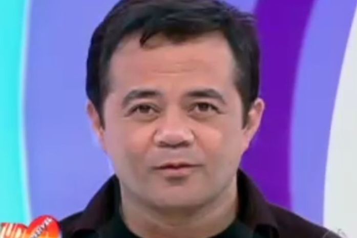 Depois de voltar para casa, Shaolin chora na presença de familiares