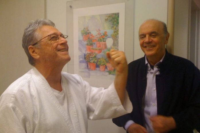 Governador recebe visita de José Serra no Hospital Sírio Libanês