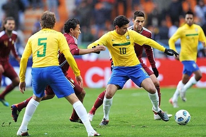 Chutes, cruzamentos e atenção: saiba no que a Seleção precisa melhorar