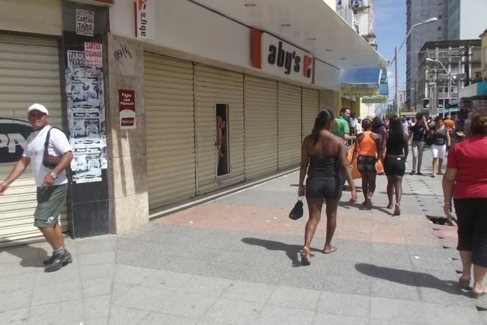 Comércio abre neste domingo para compra do dia dos pais