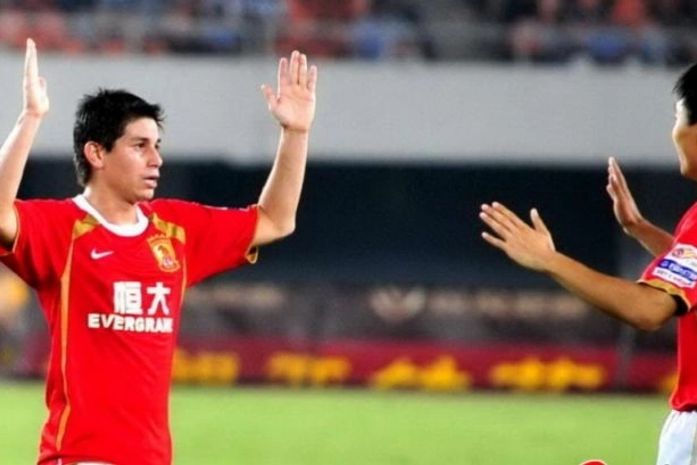 Conca marca em sua estreia pelo Guanghzou Evergrande