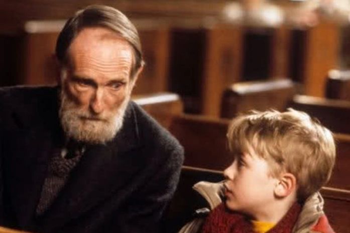 Além de ator, Roberts Blossom lutou na Segunda Guerra Mundial e era uma respeitado poeta