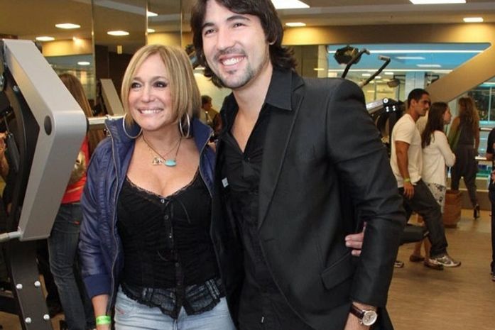Susana conta que seus netos chamam Sandro Pedroso de avô