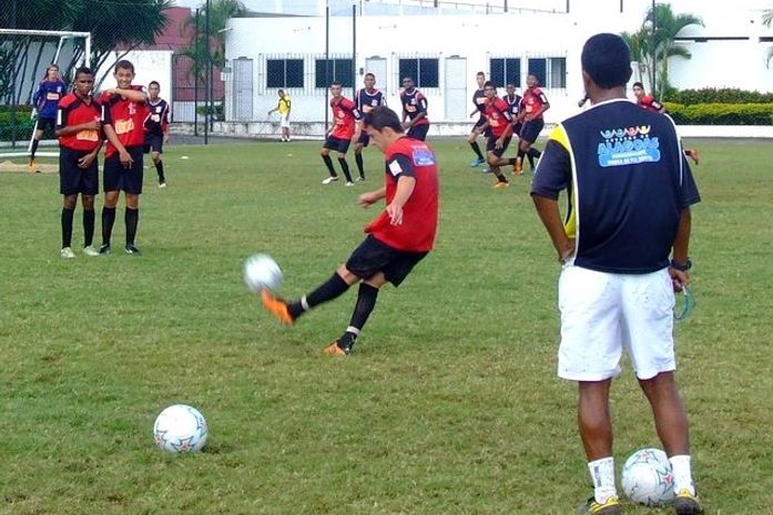 Meninos do Corinthians pronto para enfrentar o Penedense