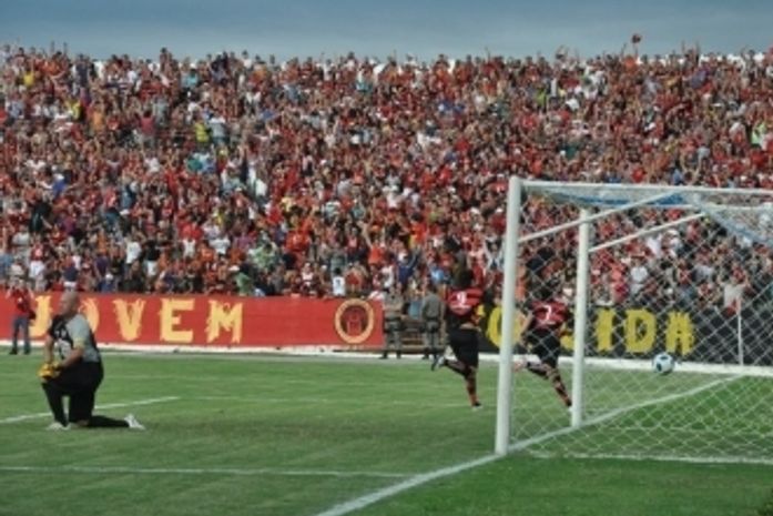 CRB cria, não aproveita e perde para o Campinense