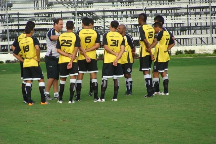 Vica mexe no time e ASA busca reencontrar as vitórias