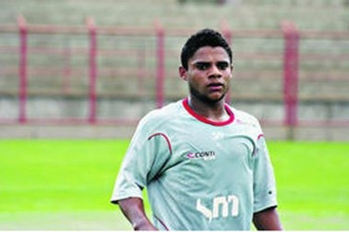 CRB anuncia contratação do atacante Paraíba