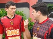 Junior Viçosa chegou e já trabalha no Sport