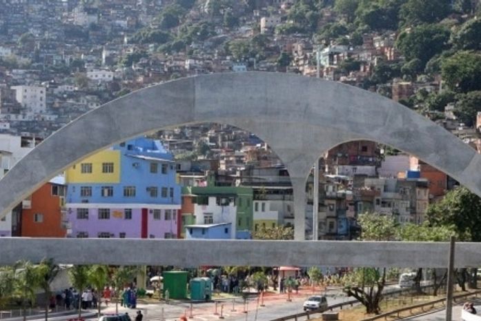 Fifa quer ajuda da Globo para filmar Copa em favelas em 2014