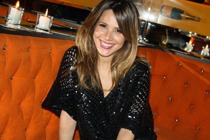 Grávida, Wanessa dá um tempo no trabalho e viaja com a família