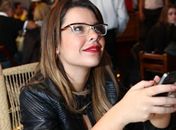 Após cirurgia no olho, Fernanda: 'Duro ficar 10 dias sem rímel'